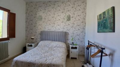 Detached Villa With Swimming Pool