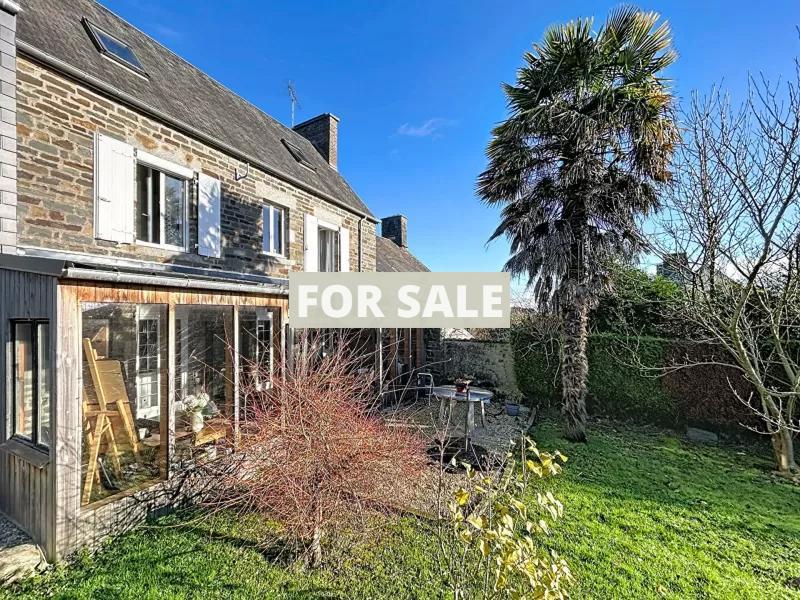 Traditional House with Garden