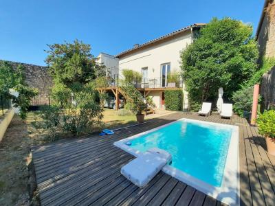 Fully Renovated House with Garden, Terrace With Lovely Views And Swimming Pool