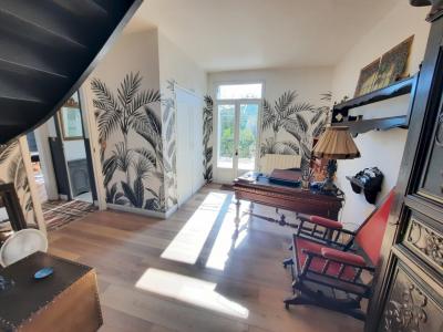 Fully Renovated House with Garden, Terrace With Lovely Views And Swimming Pool