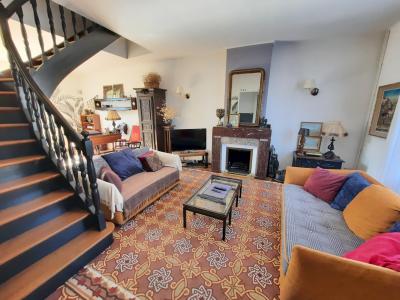 Fully Renovated House with Garden, Terrace With Lovely Views And Swimming Pool