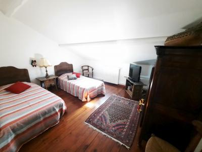 Fully Renovated House with Garden, Terrace With Lovely Views And Swimming Pool