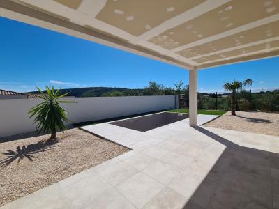 Superb Single Storey New Build Villa with Pool And Beautiful Views