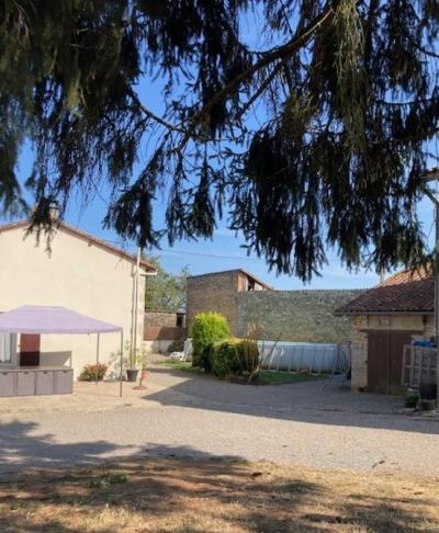 Stone House With Pool, Garden And Barn