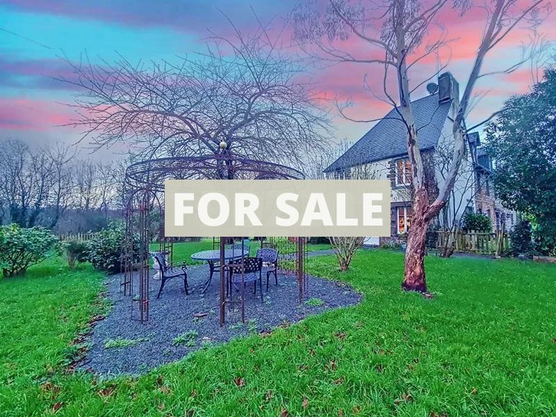 Detached Country House with Open Views