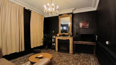 Beautiful Character House with Courtyard Garden