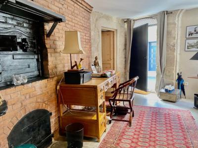 Renovated Former Bakery, Spacious Garage, Sunny Veranda