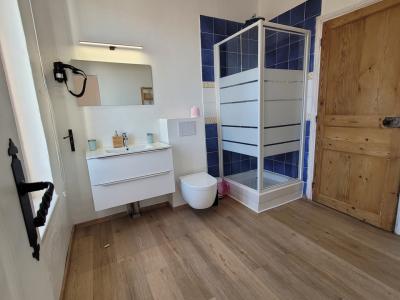 Late 18th Century Manor House with Pool and Views