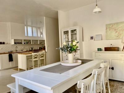 Beautiful House, a Former Bakery Modernised By An Architect