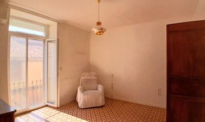 Charming Winegrower's House, a Large Garage and Roof Terrace