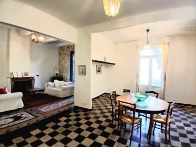 Charming Village House, Large Garage and Garden