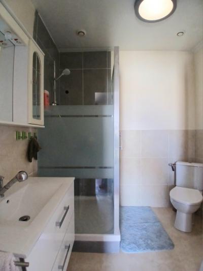 Charming Village House, Large Garage and Garden