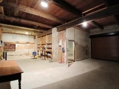 Charming Village House, Large Garage and Garden