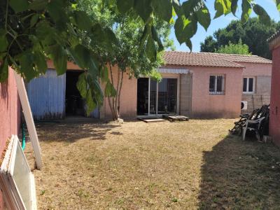 Detached Villa With Swimming Pool