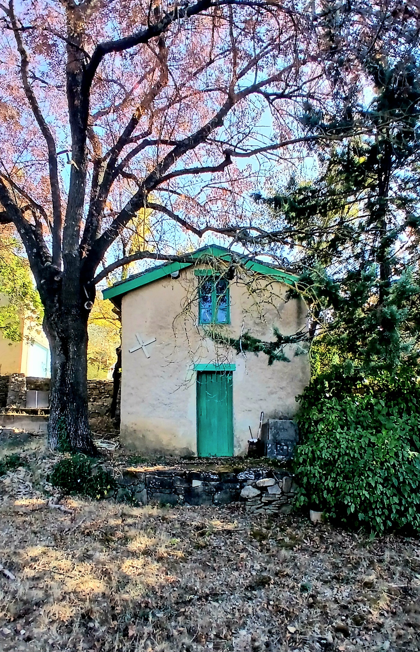 Detached House With Garage and Lovely Open View