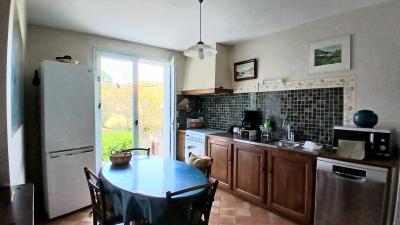 Detached House With Garage and Lovely Open View