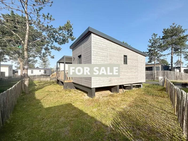 Detached House with Garden