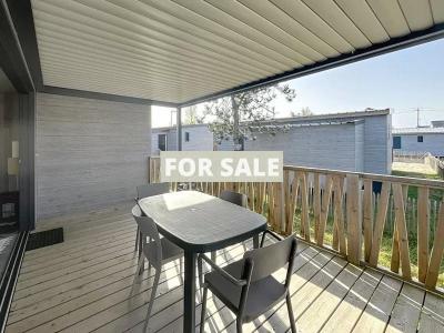 Detached House with Garden
