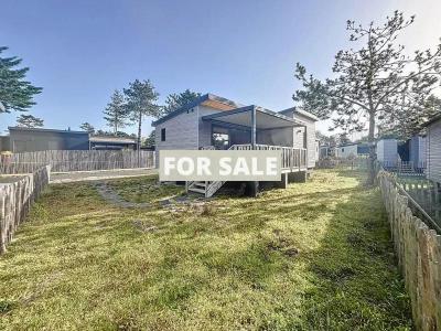 Detached House with Garden