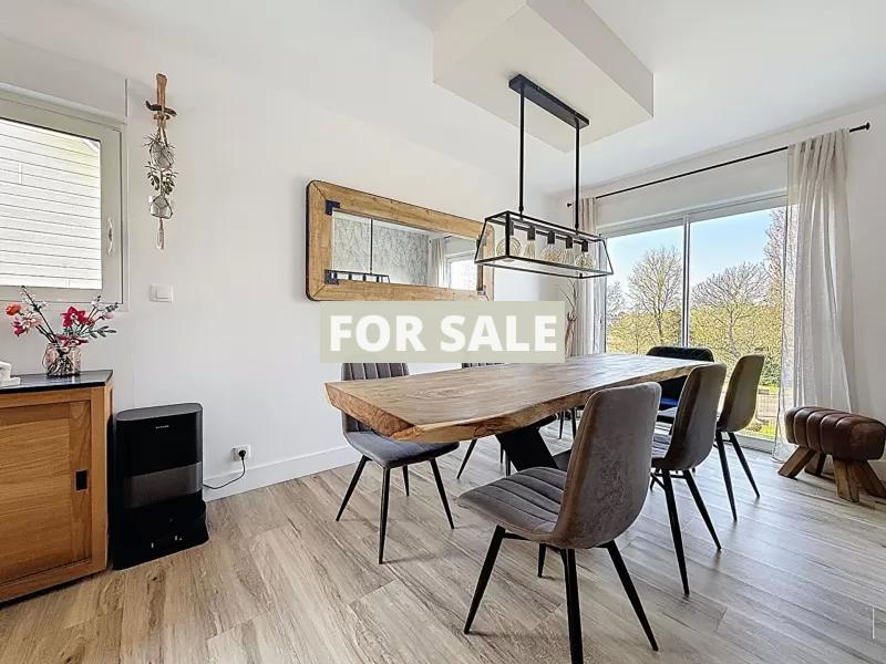 Family Home in Coastal Resort Town