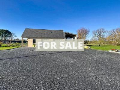 Detached House with Landscaped Garden