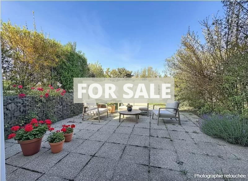 Contemporary Detached House in Coastal Location