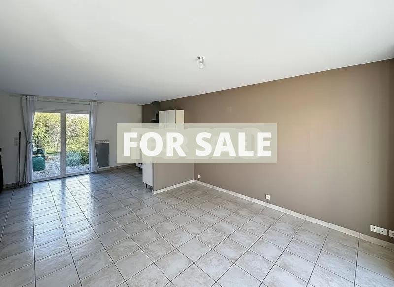 Contemporary Detached House in Coastal Location