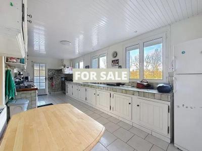 Detached House with Landscaped Garden