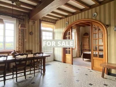 Detached House with Garden by the Coast