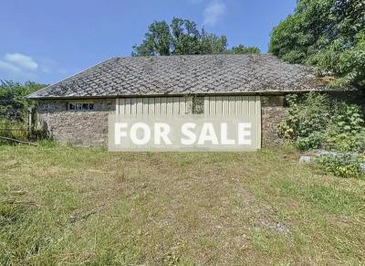 Detached Country House with Outbuildings