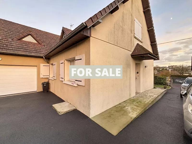 Detached House with Garden