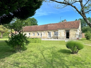 Beautifully Renovated Country Farmhouse