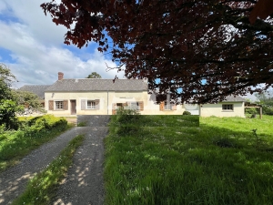 Detached Country House with Attached Outbuilding