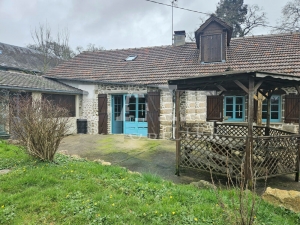 Lovely House in a Quiet Countryside Hamlet