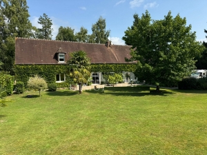 Detached Country House with Outbuilding