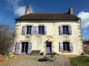 Detached Country House with Garden