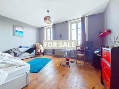 Contemporary Detached House with Indoor Pool