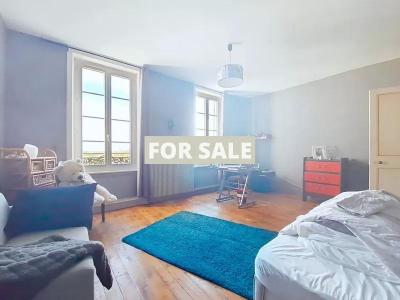 Contemporary Detached House with Indoor Pool