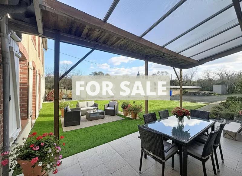 Detached House with Landscaped Garden