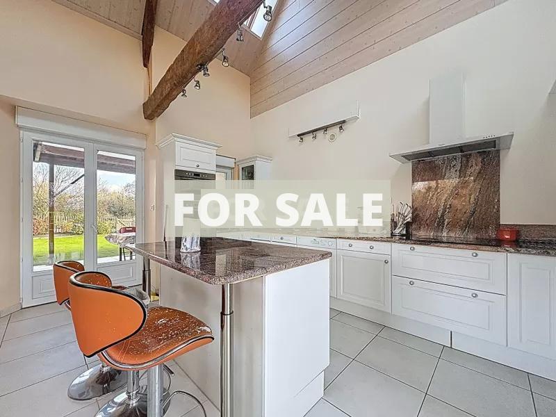 Detached House with Landscaped Garden