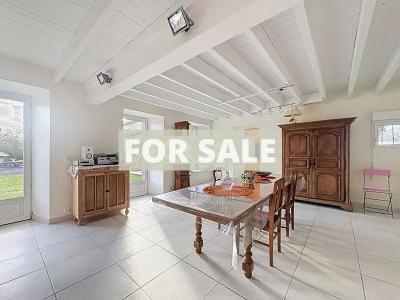 Detached House with Landscaped Garden