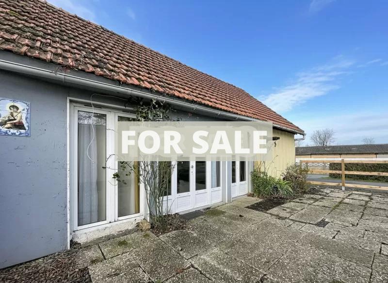 Detached House with Garden in Rural Setting