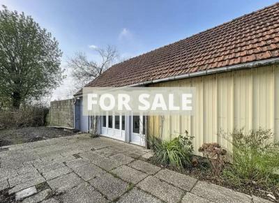Detached House with Garden in Rural Setting