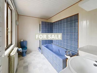 Detached House with Landscaped Garden