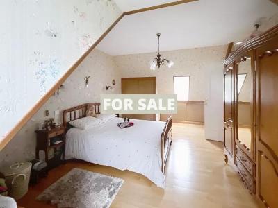 Detached House with Landscaped Garden