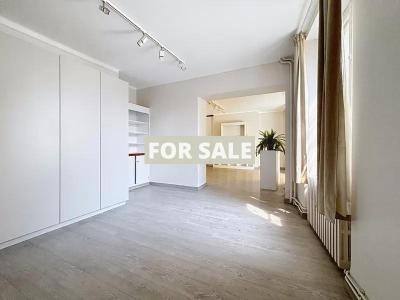 Beautiful and Large Property with Many Options