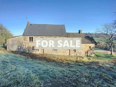 Detached Country House with Outbuilding