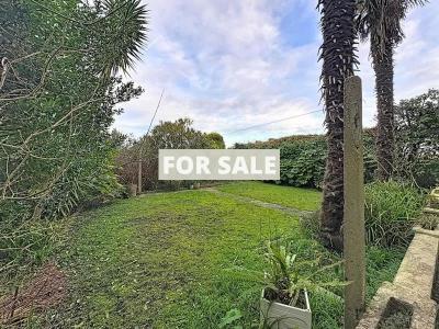 Detached House with Garden by the Coast