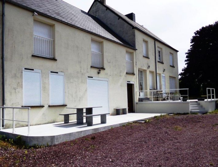 Main House with Guest Gite and Lake