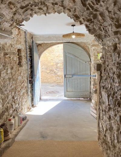 Character Stone Village House, Entirely Renovated, With 200 M2 Of Living Space Offering 4 Bedrooms, 